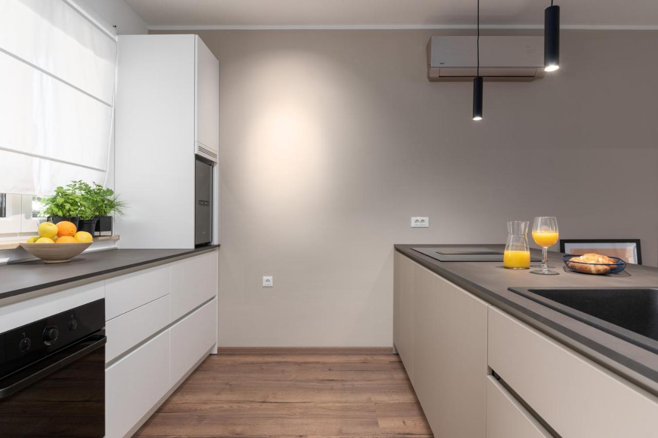 Holiday Home Maslina Пореч Экстерьер фото