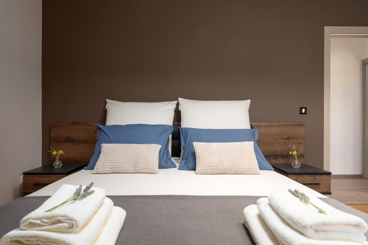 Holiday Home Maslina Пореч Экстерьер фото