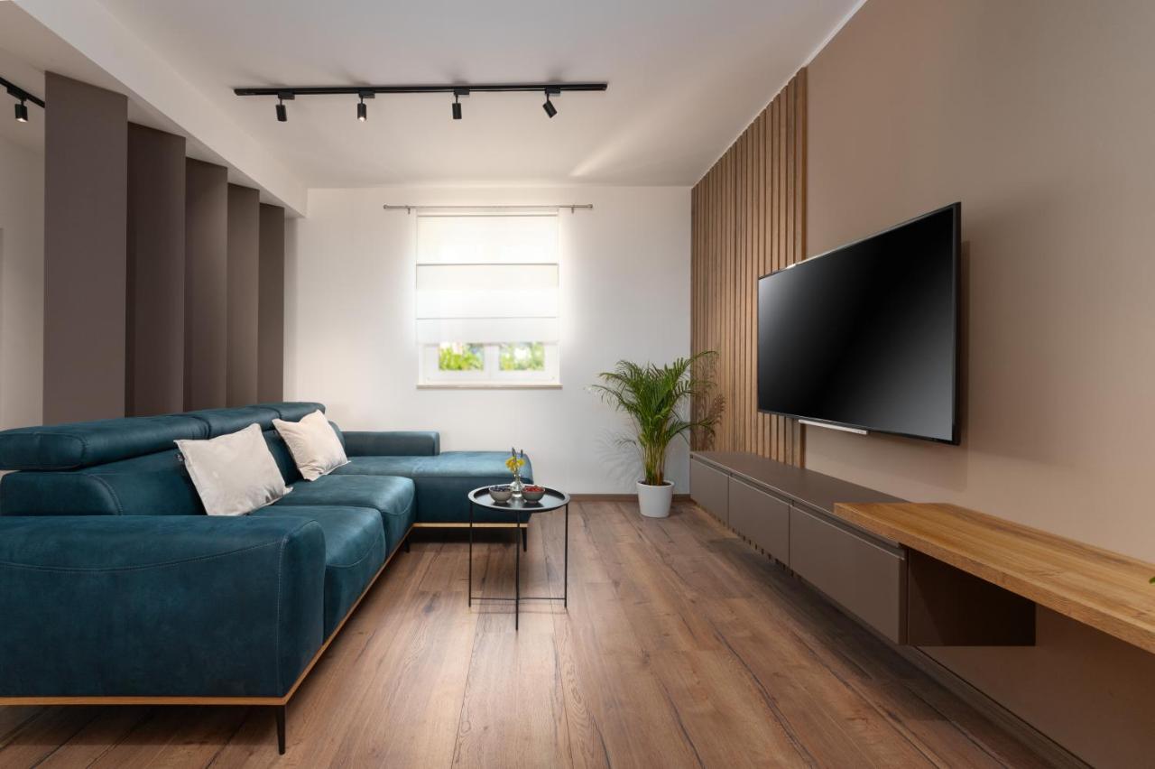 Holiday Home Maslina Пореч Экстерьер фото