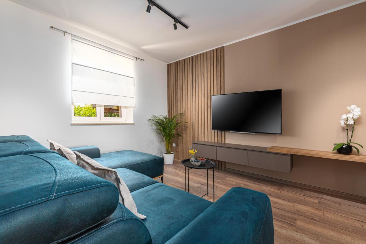 Holiday Home Maslina Пореч Экстерьер фото