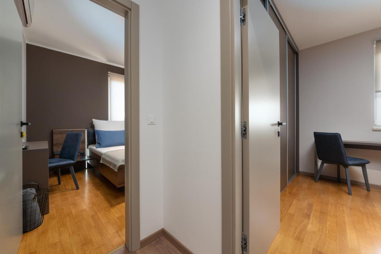 Holiday Home Maslina Пореч Экстерьер фото