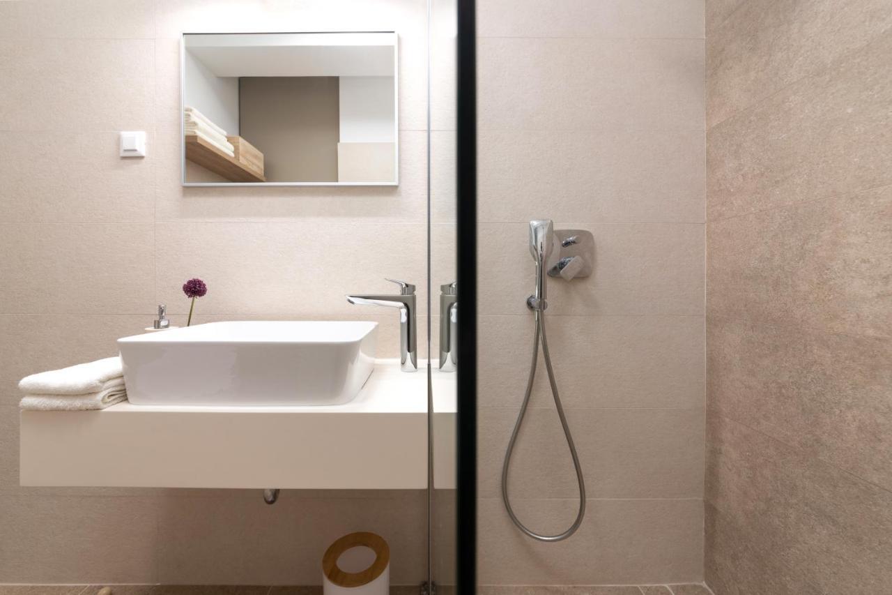 Holiday Home Maslina Пореч Экстерьер фото
